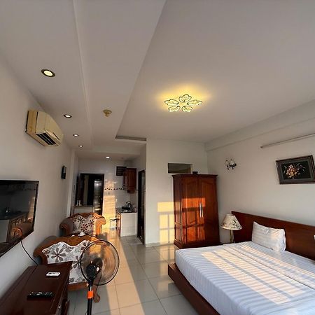 Hoa Phat Hotel & Apartment Ciudad Ho Chi Minh  Exterior foto