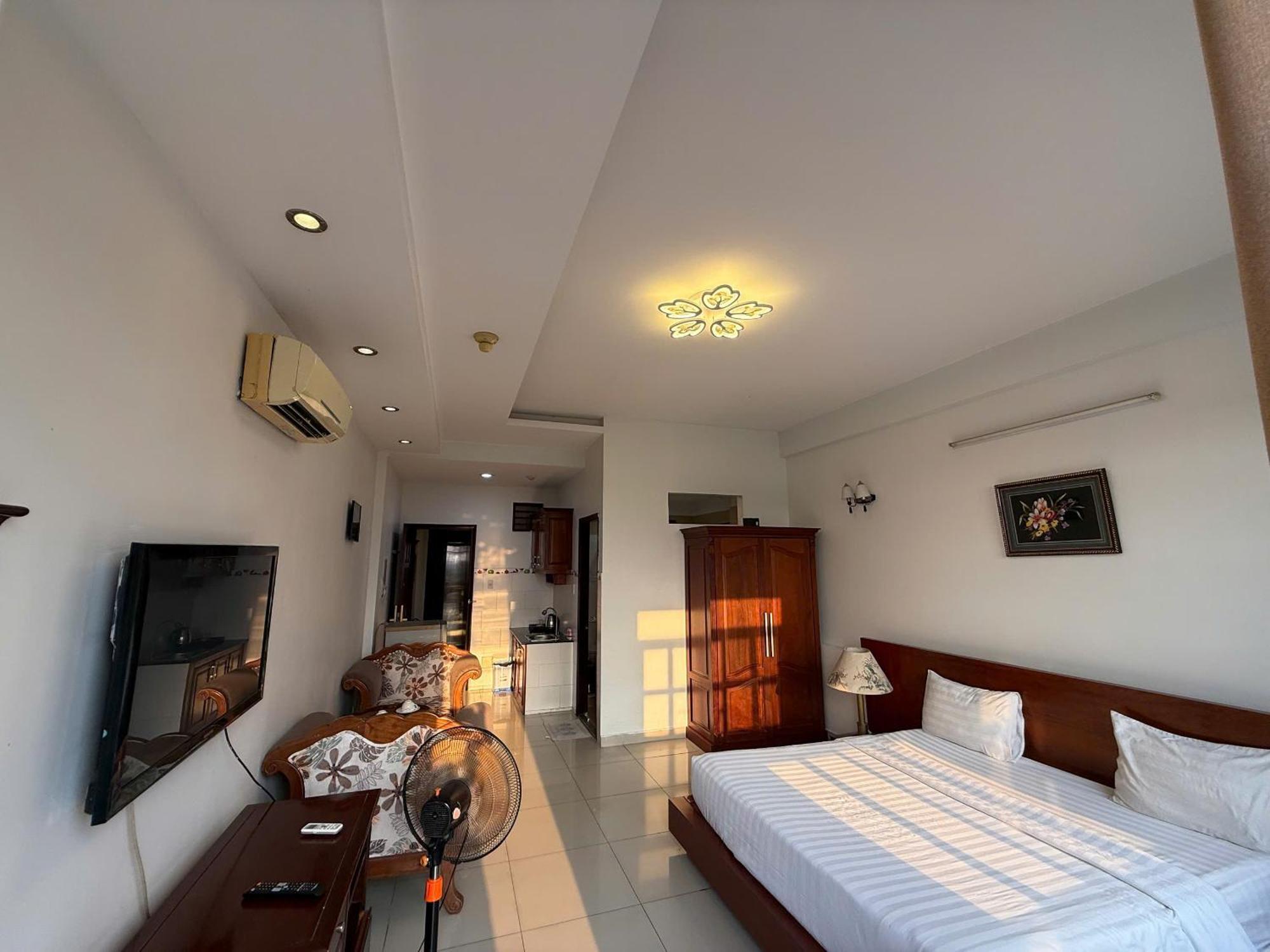 Hoa Phat Hotel & Apartment Ciudad Ho Chi Minh  Exterior foto