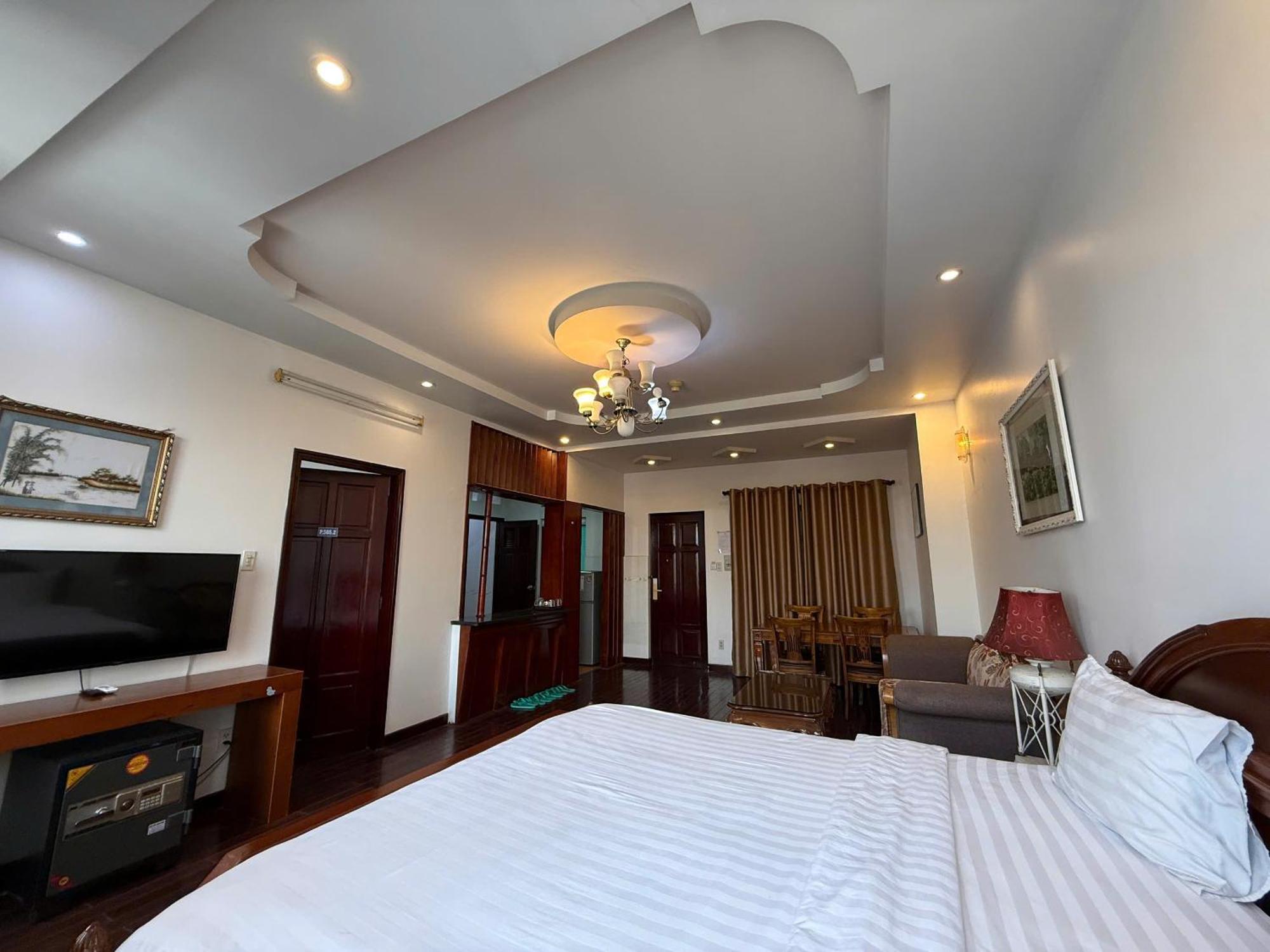 Hoa Phat Hotel & Apartment Ciudad Ho Chi Minh  Exterior foto