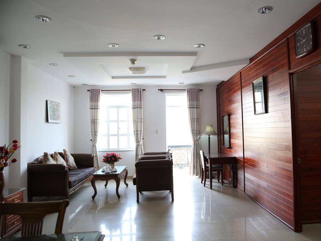 Hoa Phat Hotel & Apartment Ciudad Ho Chi Minh  Exterior foto