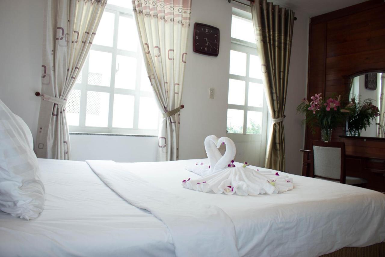 Hoa Phat Hotel & Apartment Ciudad Ho Chi Minh  Exterior foto